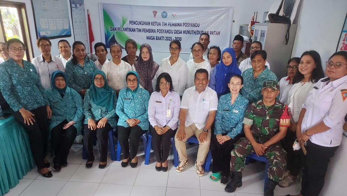 Kepala Desa Hunuth Lantik Tim Pembina Posyandu Masa Bakti 2025-2030